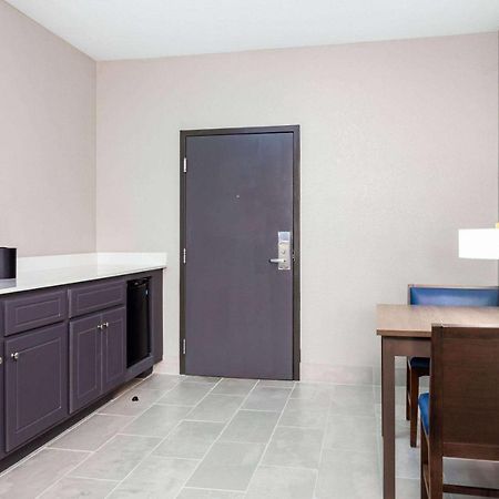 La Quinta Inn & Suites By Wyndham Augusta Fort Eisenhower Eksteriør billede