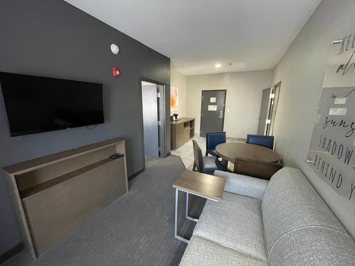 La Quinta Inn & Suites By Wyndham Augusta Fort Eisenhower Eksteriør billede