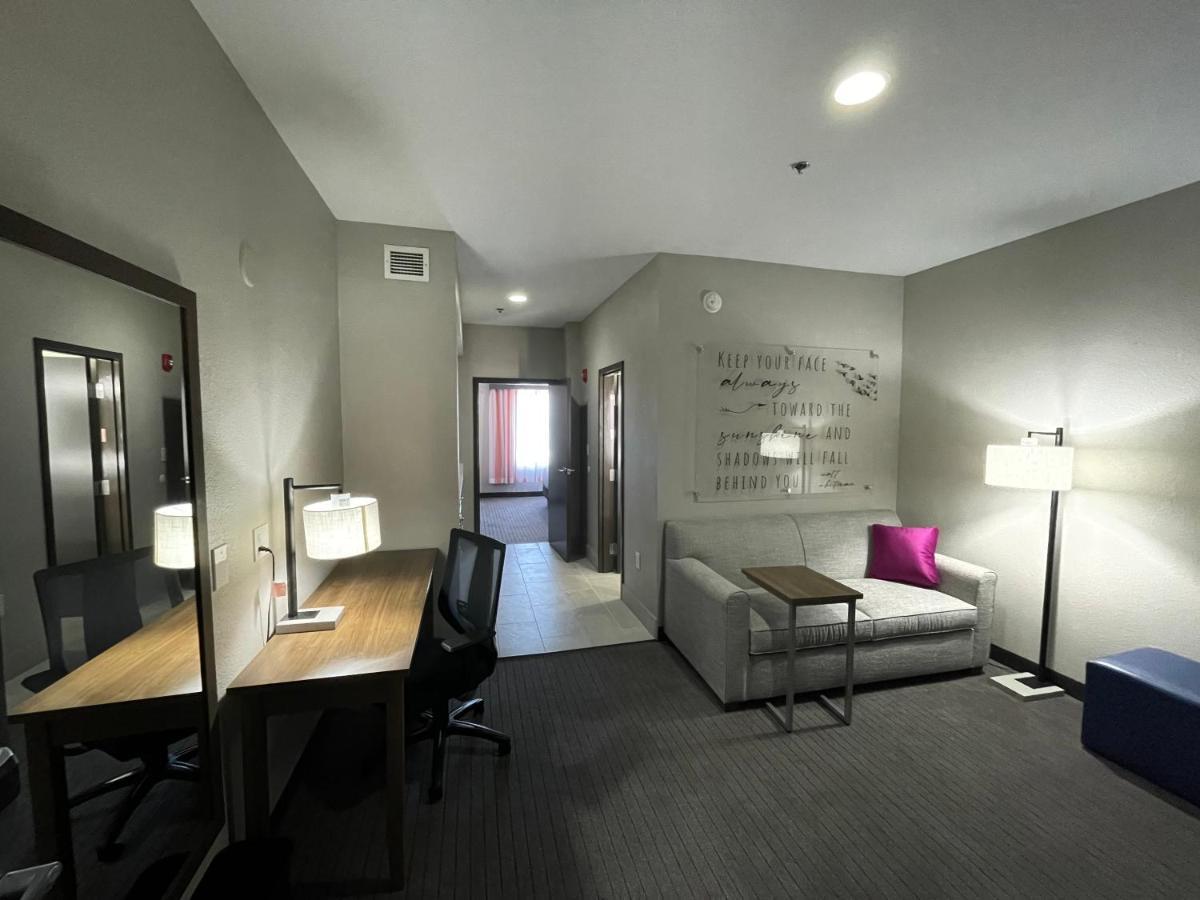 La Quinta Inn & Suites By Wyndham Augusta Fort Eisenhower Eksteriør billede
