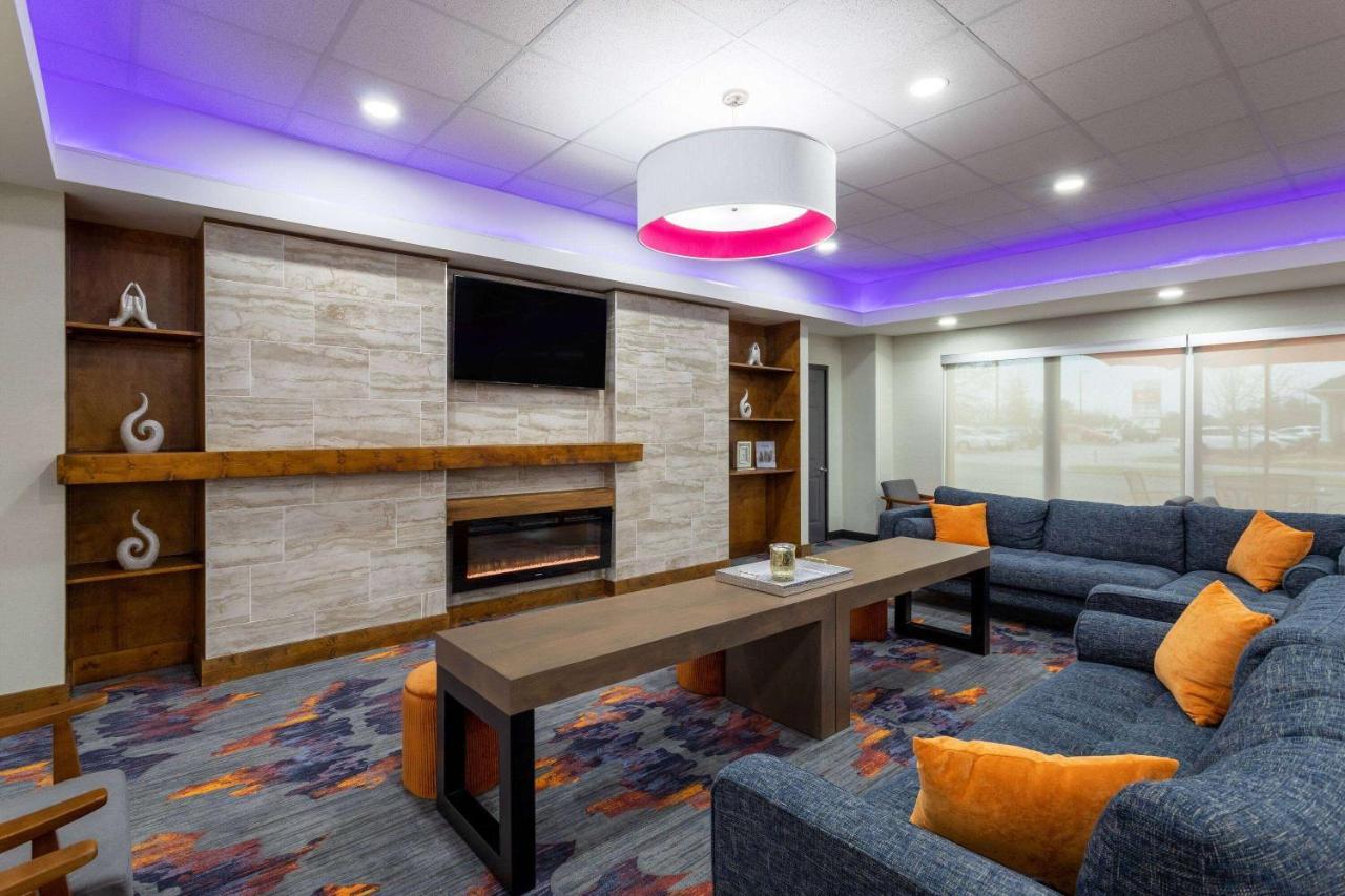 La Quinta Inn & Suites By Wyndham Augusta Fort Eisenhower Eksteriør billede