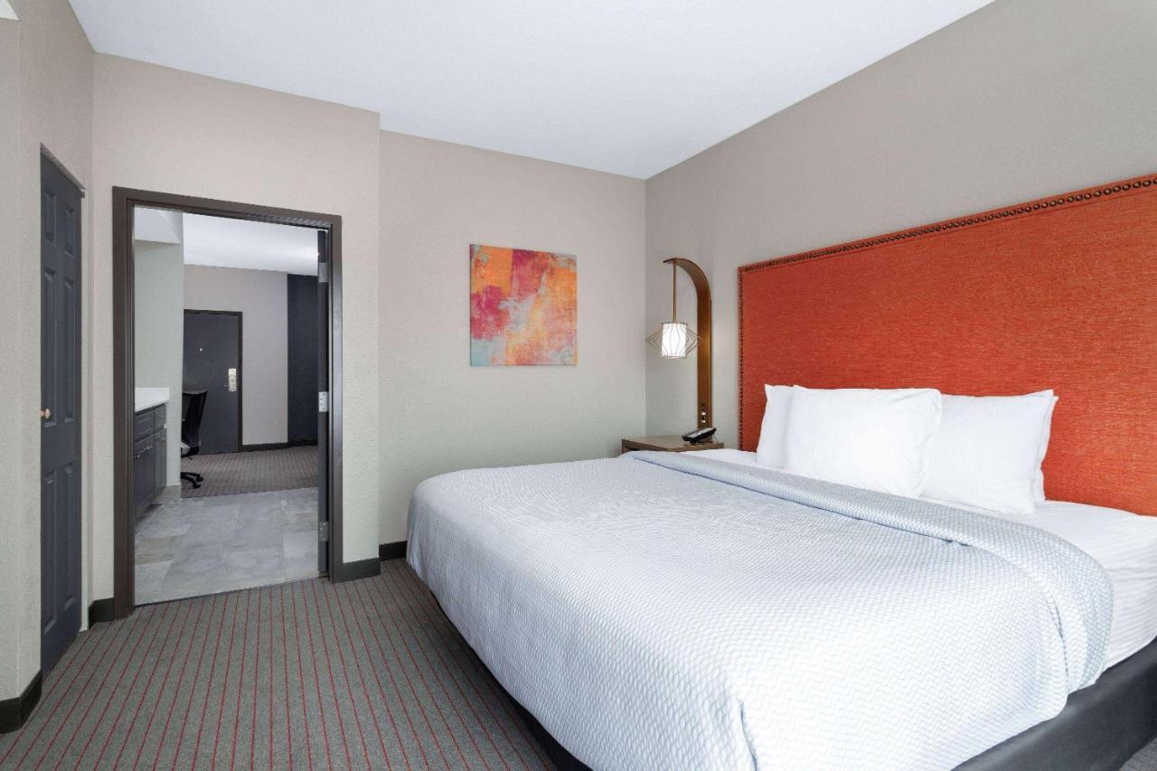 La Quinta Inn & Suites By Wyndham Augusta Fort Eisenhower Eksteriør billede