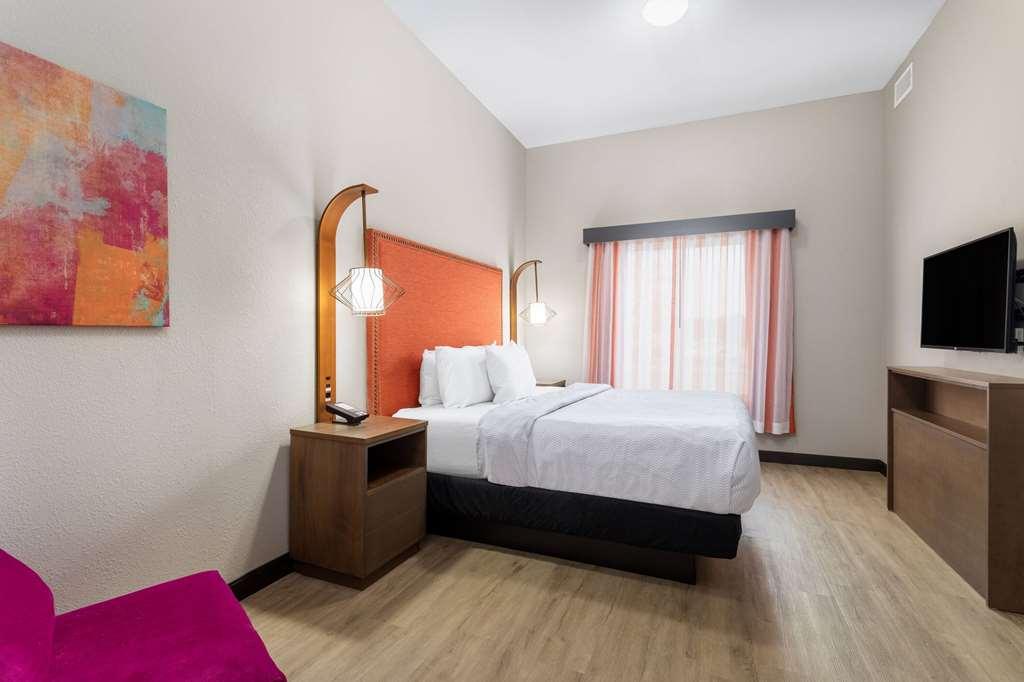 La Quinta Inn & Suites By Wyndham Augusta Fort Eisenhower Værelse billede